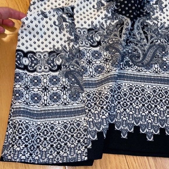 Abercrombie paisley pattern shift dress with pockets, size S, EUC - Picture 3 of 10